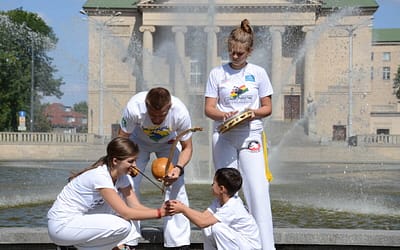 Capoeira dla dzieci Poznań – jakie umiejętności rozwija trening?